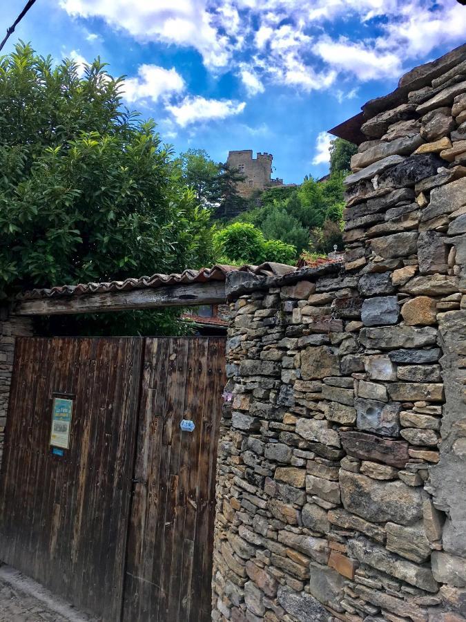 Villa Des Contamines Crémieu Szoba fotó